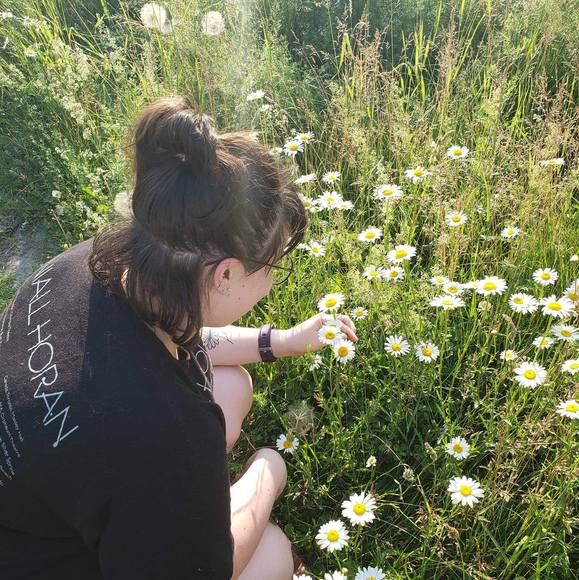 Meet your Posher, Dianna - Picture 1 of 1